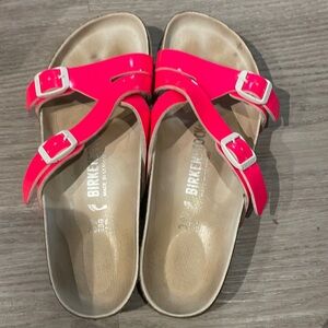 Hot pink, Birkenstock sandals🩷